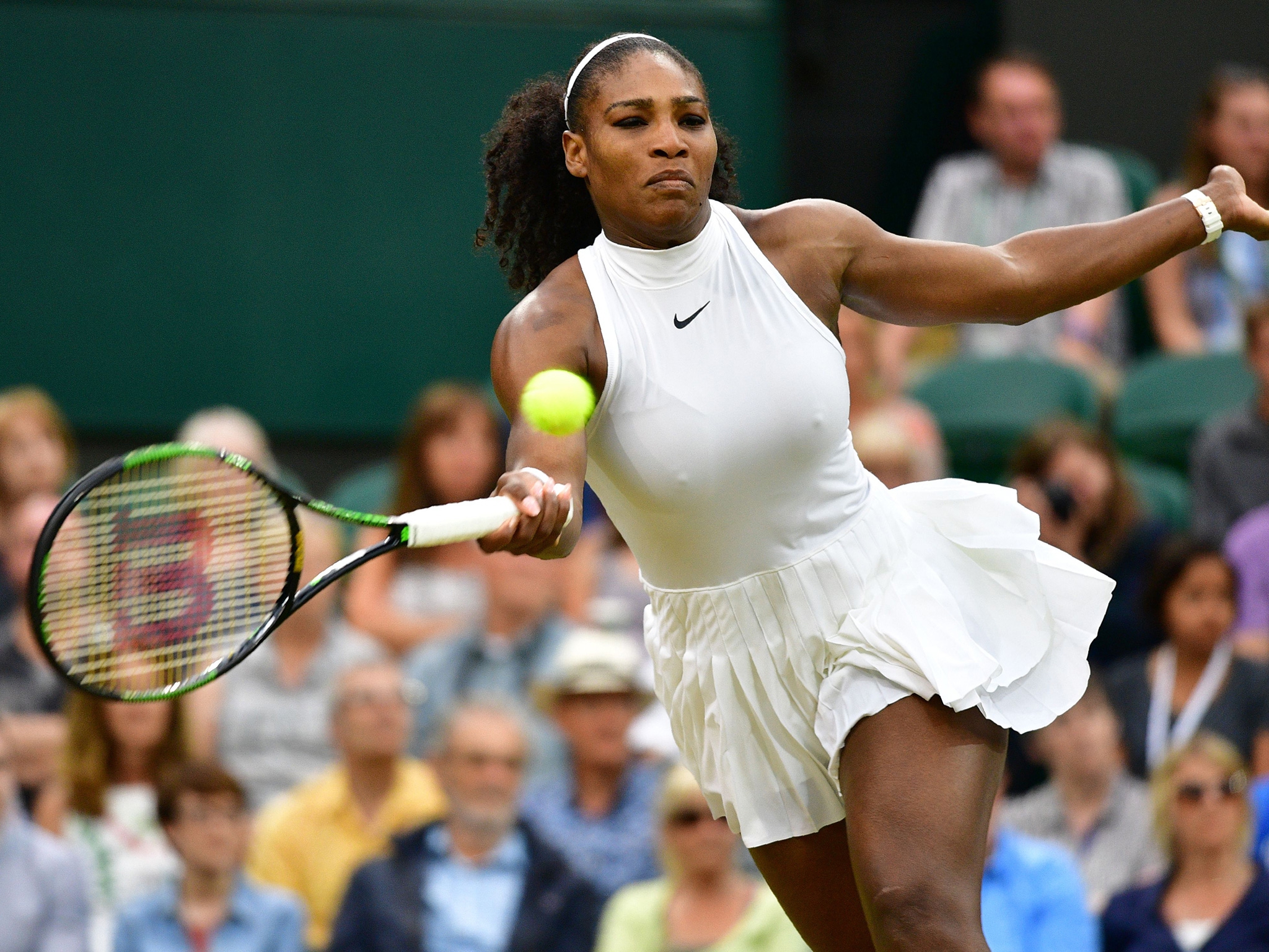 serena williams wallpaper,tennis,sports,tennis racket,tennis player,tennis court