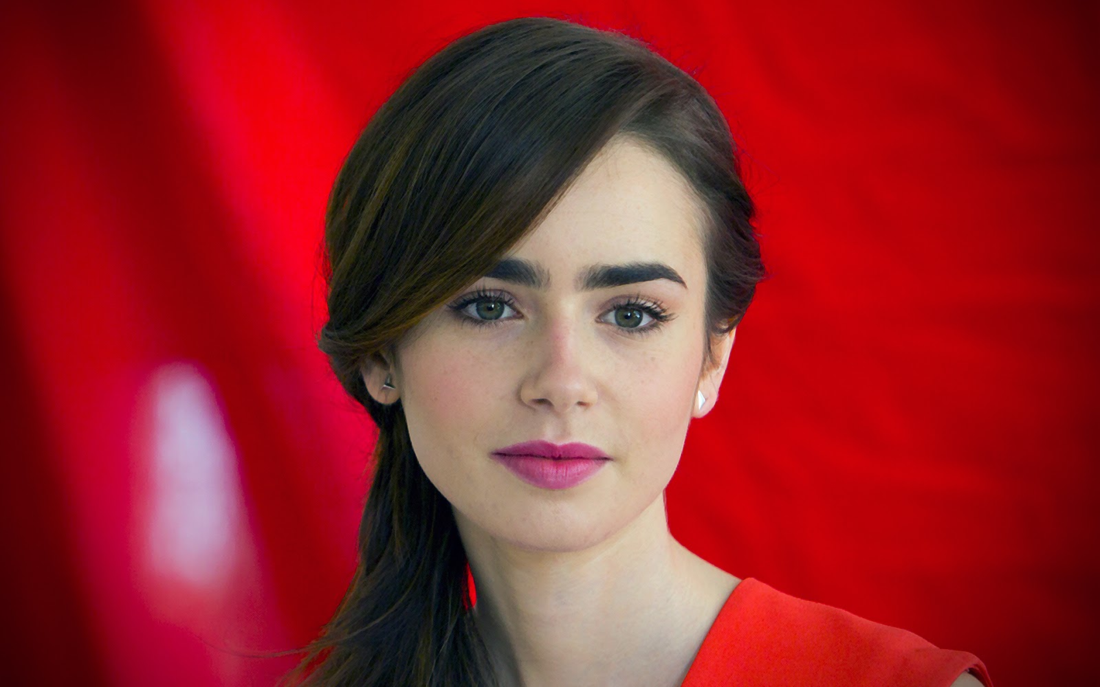 lily collins tapete,haar,gesicht,lippe,augenbraue,rot