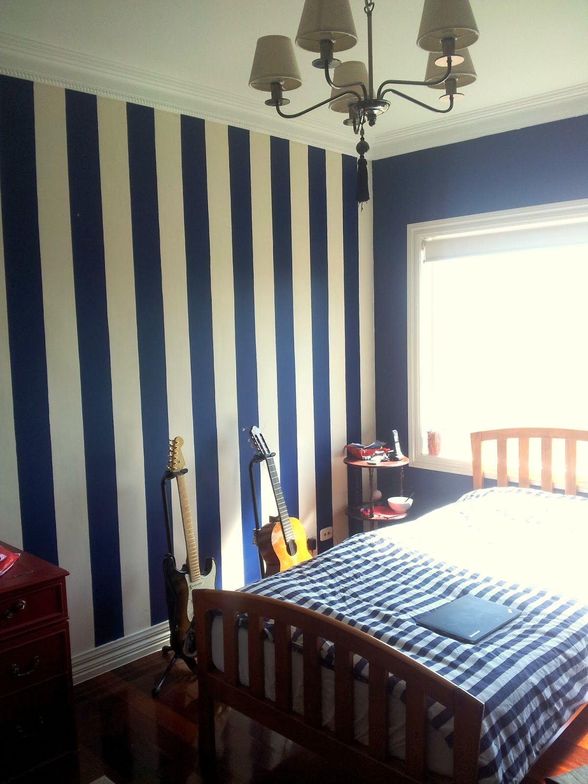 壁の海軍壁紙,ルーム,寝室,家具,ベッド,ベッドシーツ