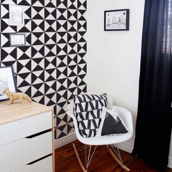 검은 색과 흰색 껍질과 스틱 벽지,하얀,검정색과 흰색,인테리어 디자인,벽,방