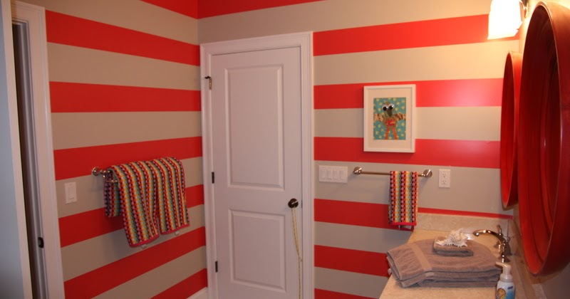 salle de bain en papier peint amovible,chambre,rouge,propriété,mur,maison