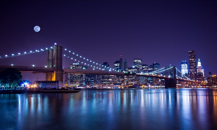ブルックリン橋の壁紙,都市の景観,首都圏,夜,市,空