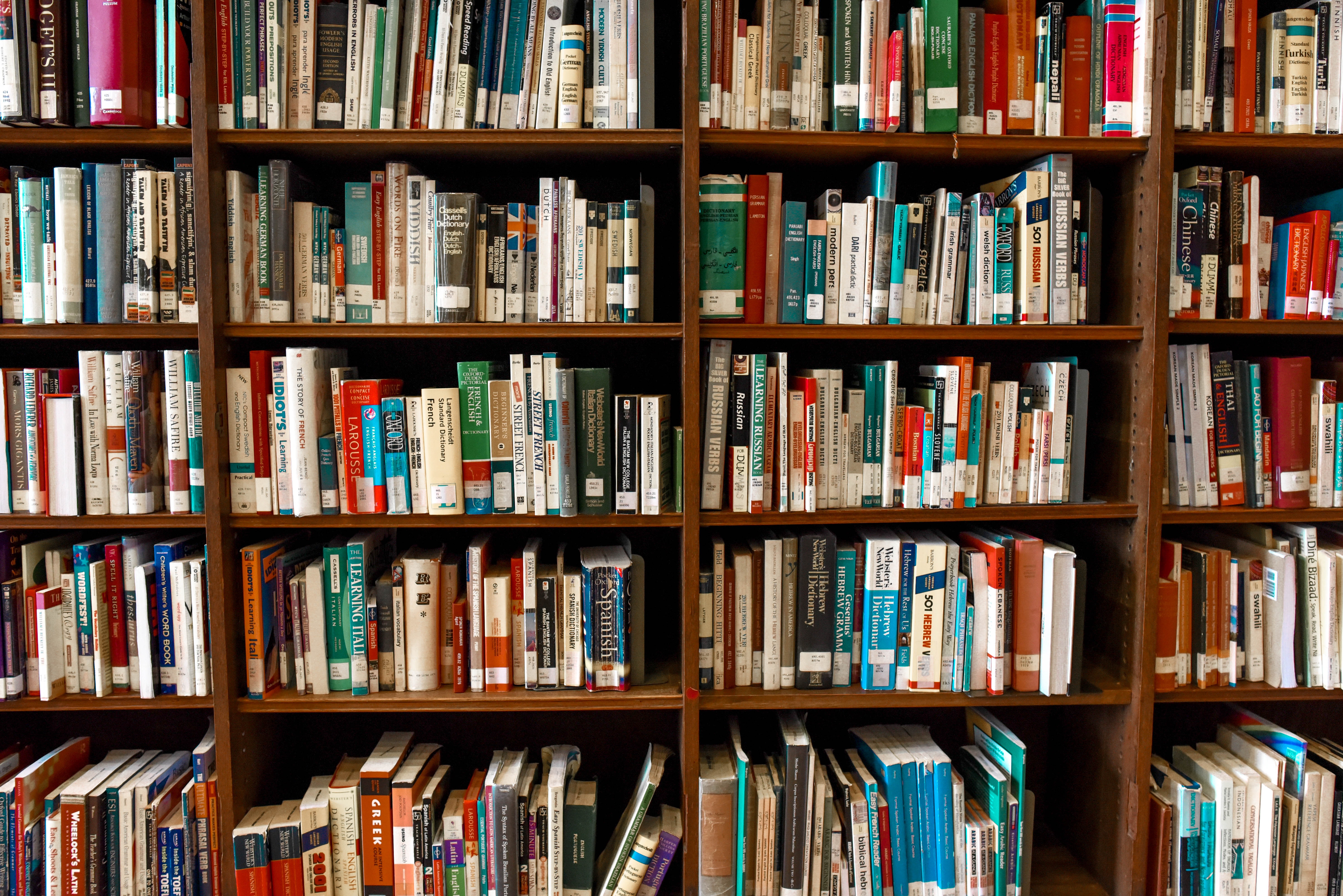 livros wallpaper,shelving,bookcase,shelf,library,book