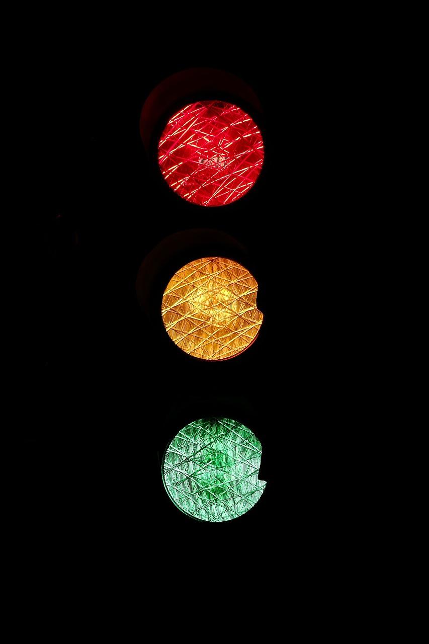 信号機の壁紙,点灯,緑,光,赤,サークル
