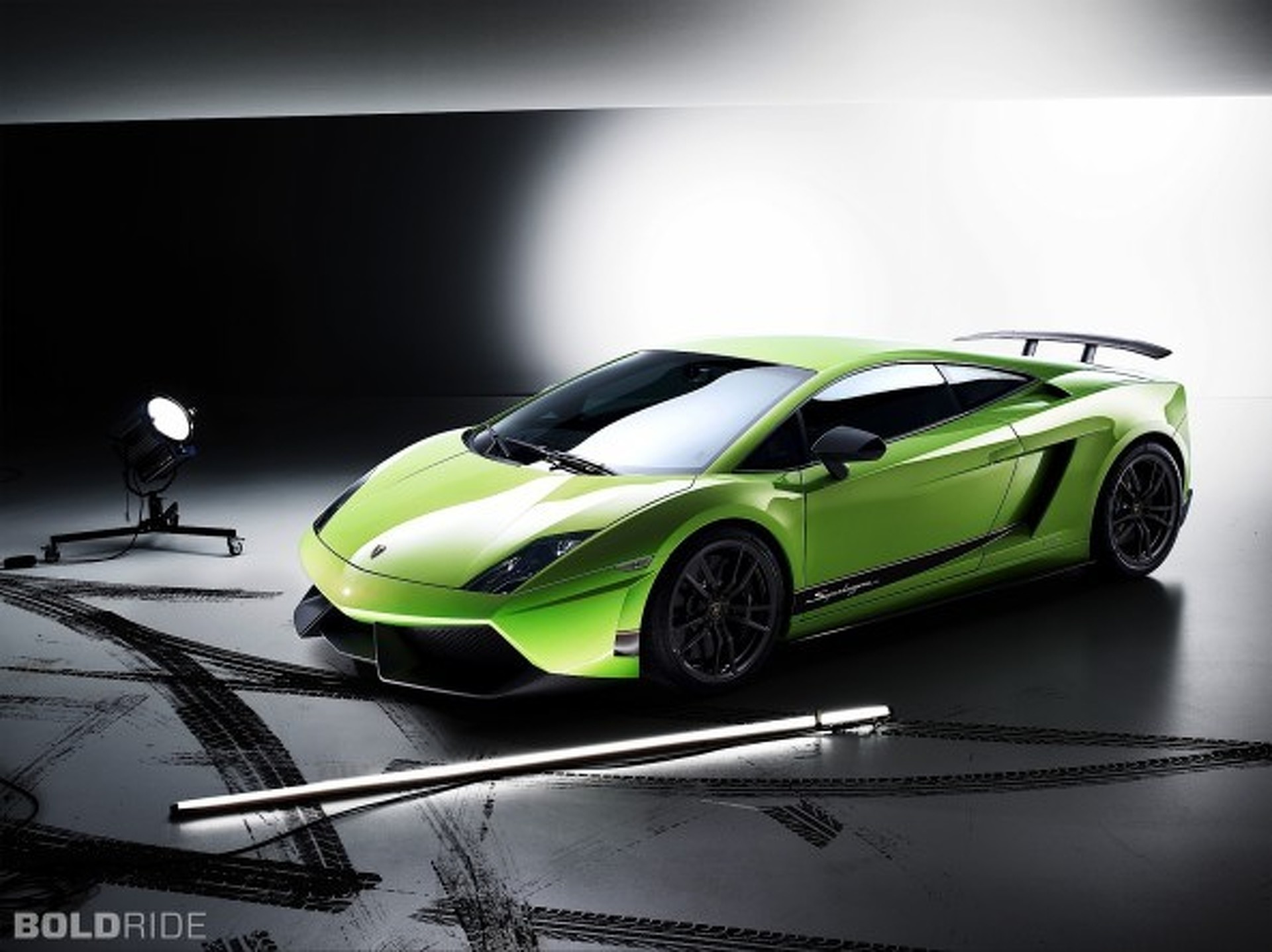 best lamborghini wallpapers,land vehicle,vehicle,car,supercar,sports car