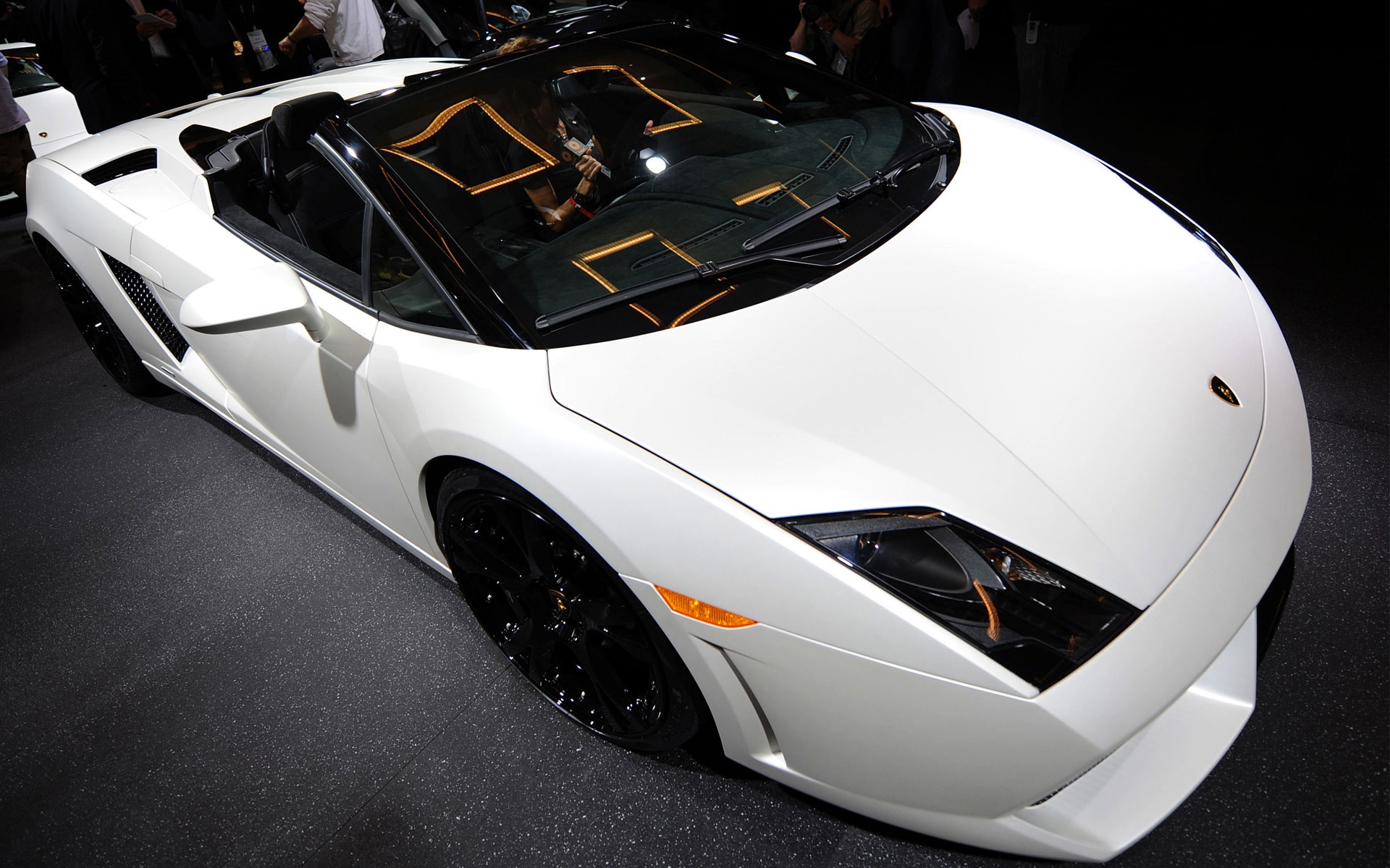 lamborghini car wallpaper download di hd,veicolo terrestre,veicolo,auto,supercar,bianca