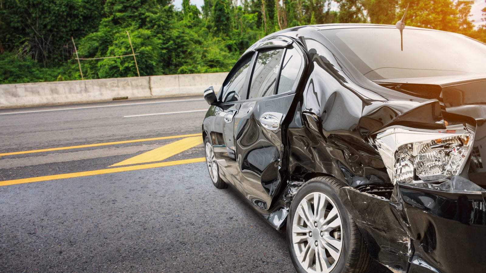 car crash wallpaper,land vehicle,vehicle,car,alloy wheel,compact car