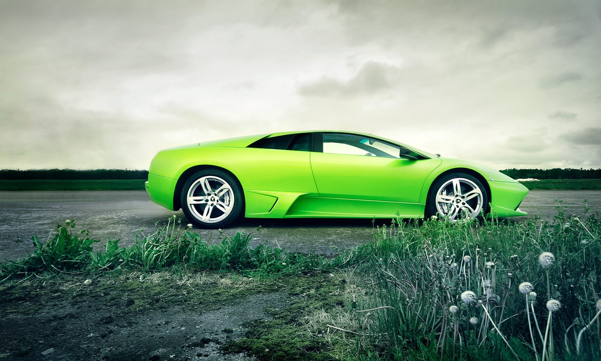 緑の車の壁紙,陸上車両,車両,車,スーパーカー,スポーツカー
