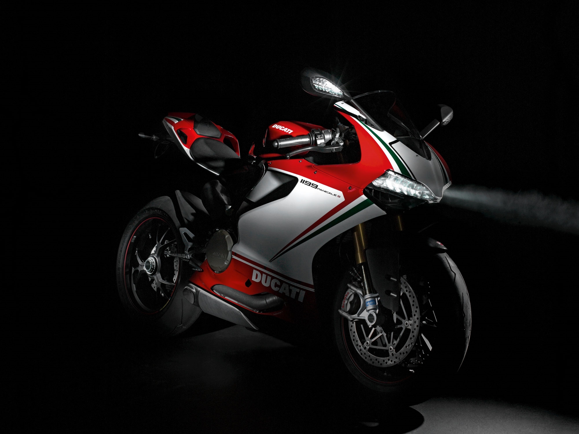 hd bikes wallpapers for android,land vehicle,vehicle,motorcycle,automotive design,superbike racing