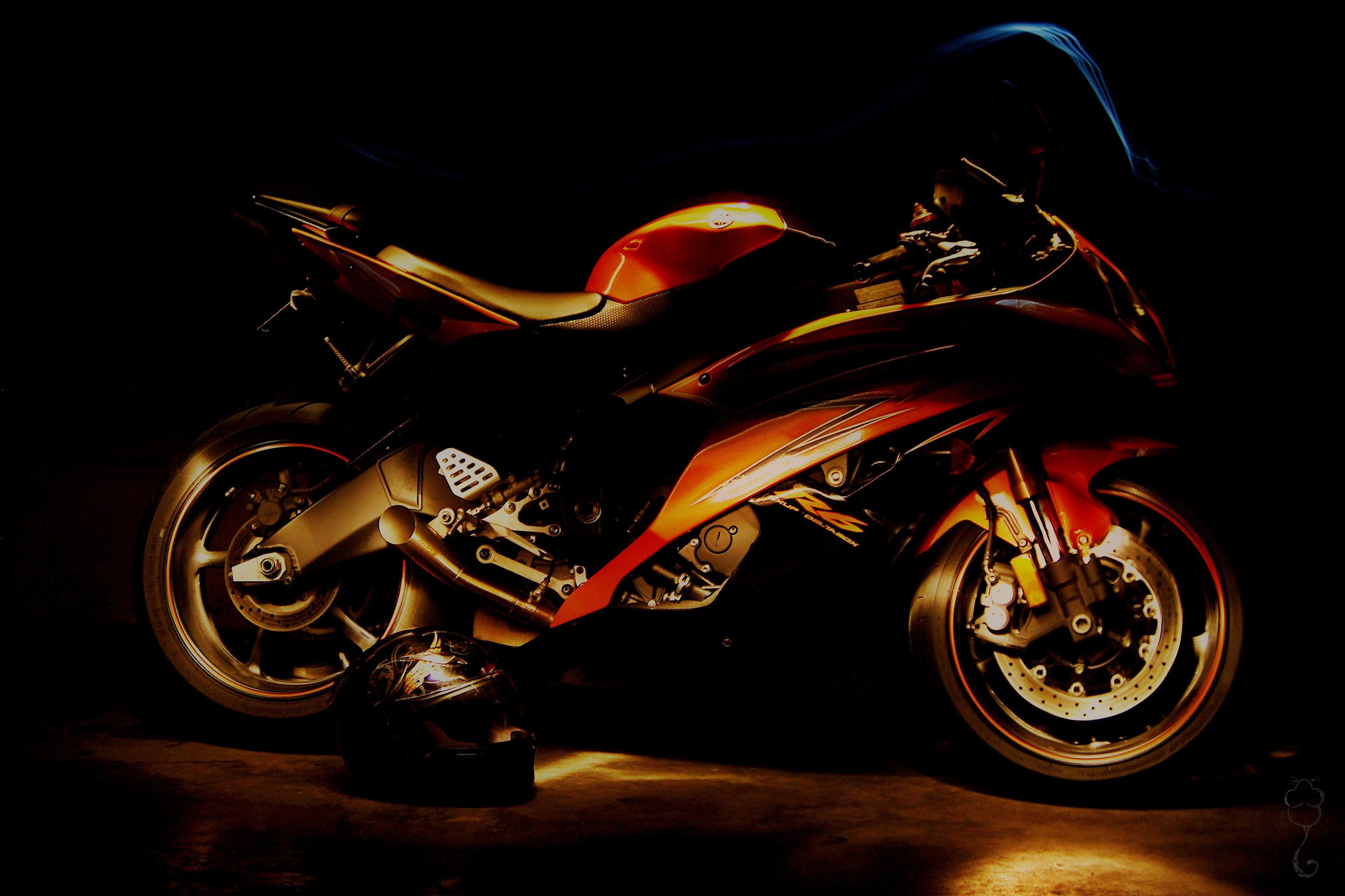 motorbike wallpaper hd,land vehicle,motorcycle,vehicle,superbike racing,automotive design