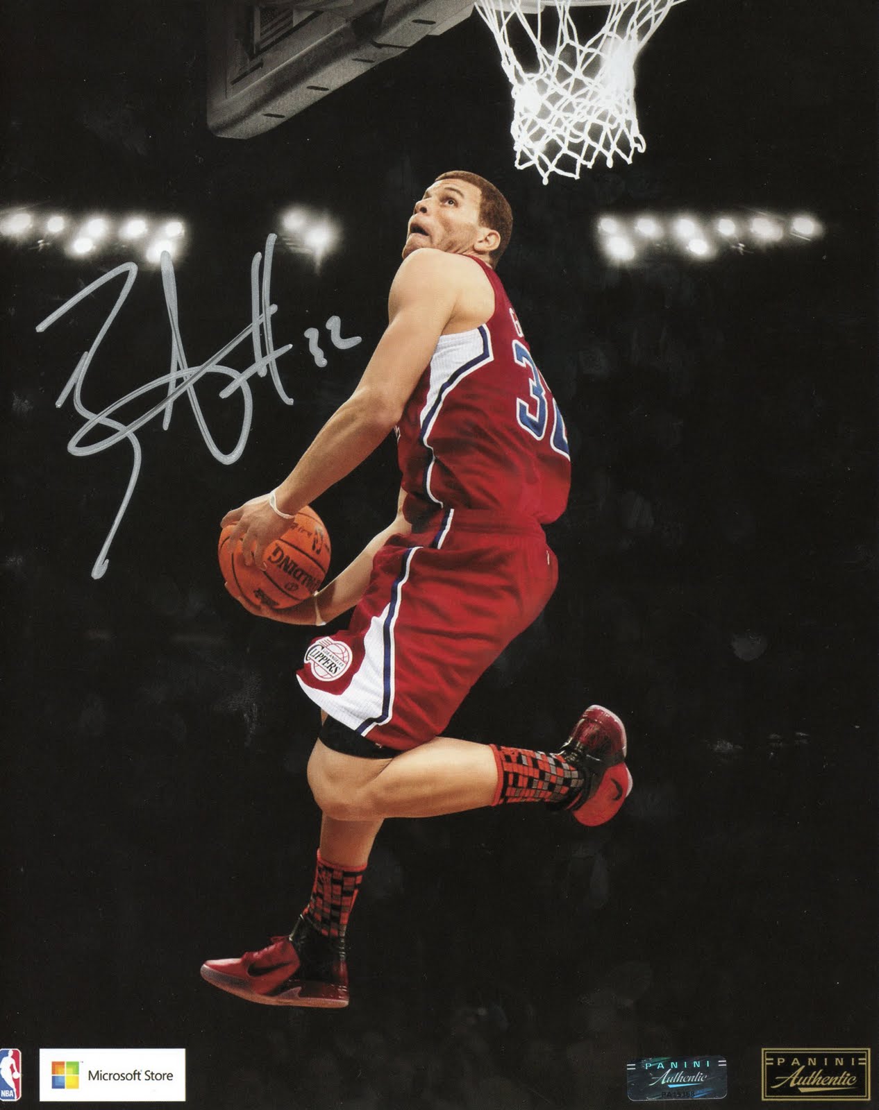 fond d'écran blake griffin,joueur de basketball,mouvements de basket ball,attirail de basket ball dédicacé,basketball,slam dunk