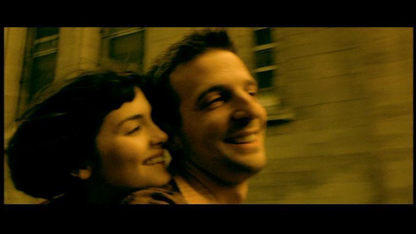 amelie poulain wallpaper,facial expression,fun,friendship,snapshot,scene