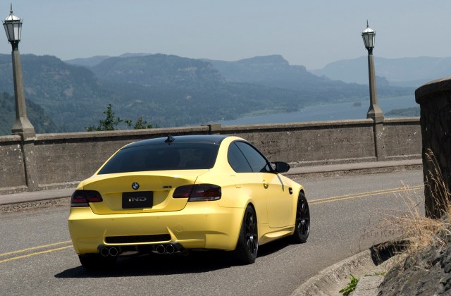 gallery wallpaper download,land vehicle,vehicle,car,yellow,coupé