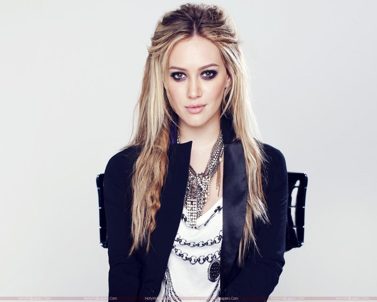 hilary duff wallpaper,capelli,acconciatura,sopracciglio,bellezza,biondo