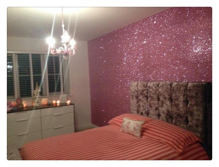 glitter wallpaper bedroom ideas,room,property,bedroom,wall,bed