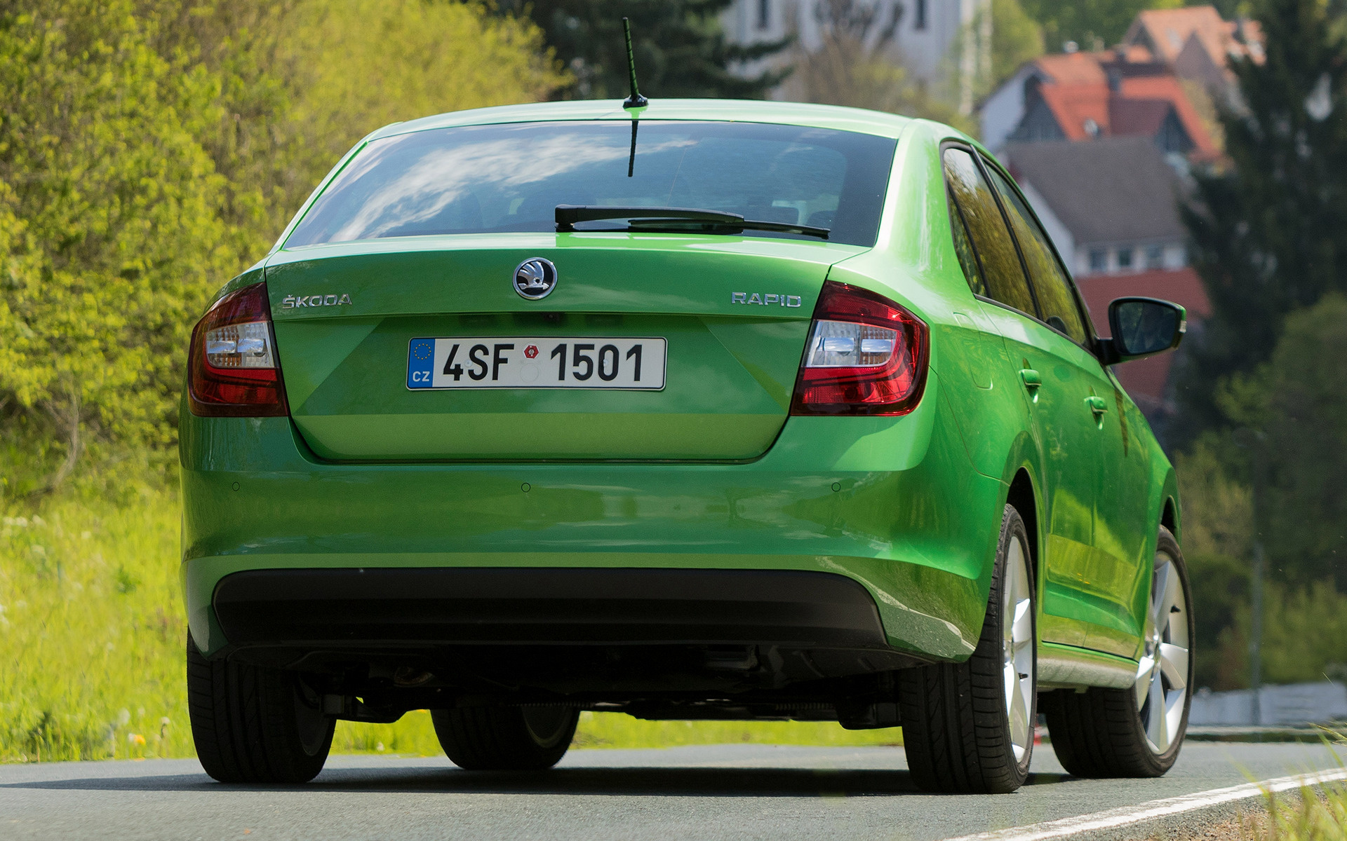 schnelle tapete,landfahrzeug,fahrzeug,auto,mittelgroßes auto,auto in voller größe