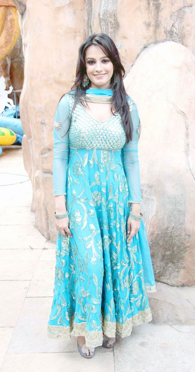tamil actress wallpapers hq,clothing,aqua,blue,turquoise,formal wear