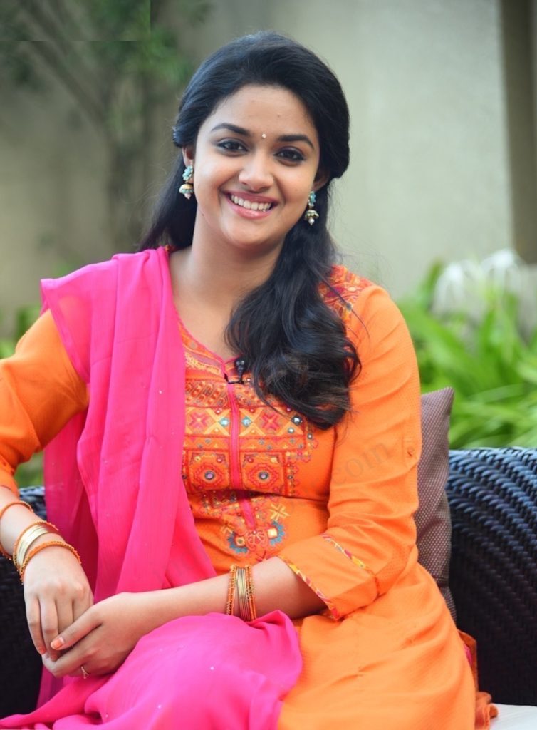 tamil actress wallpapers hq,photo shoot,abdomen,photography,sitting
