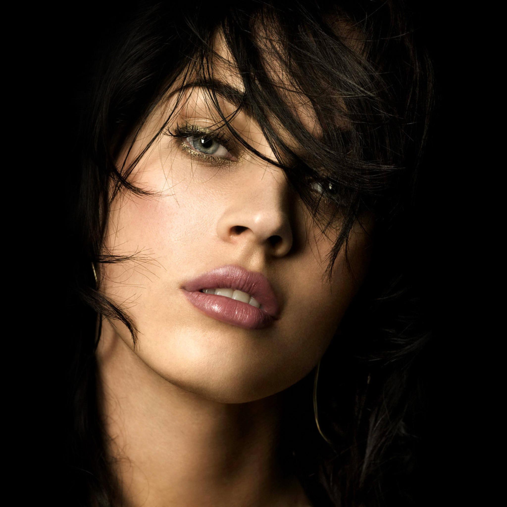 megan fox iphone wallpaper,gesicht,haar,augenbraue,lippe,frisur