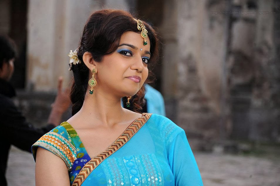 attrice tollywood sfondi hd,capelli,turchese,bellezza,acconciatura,sari