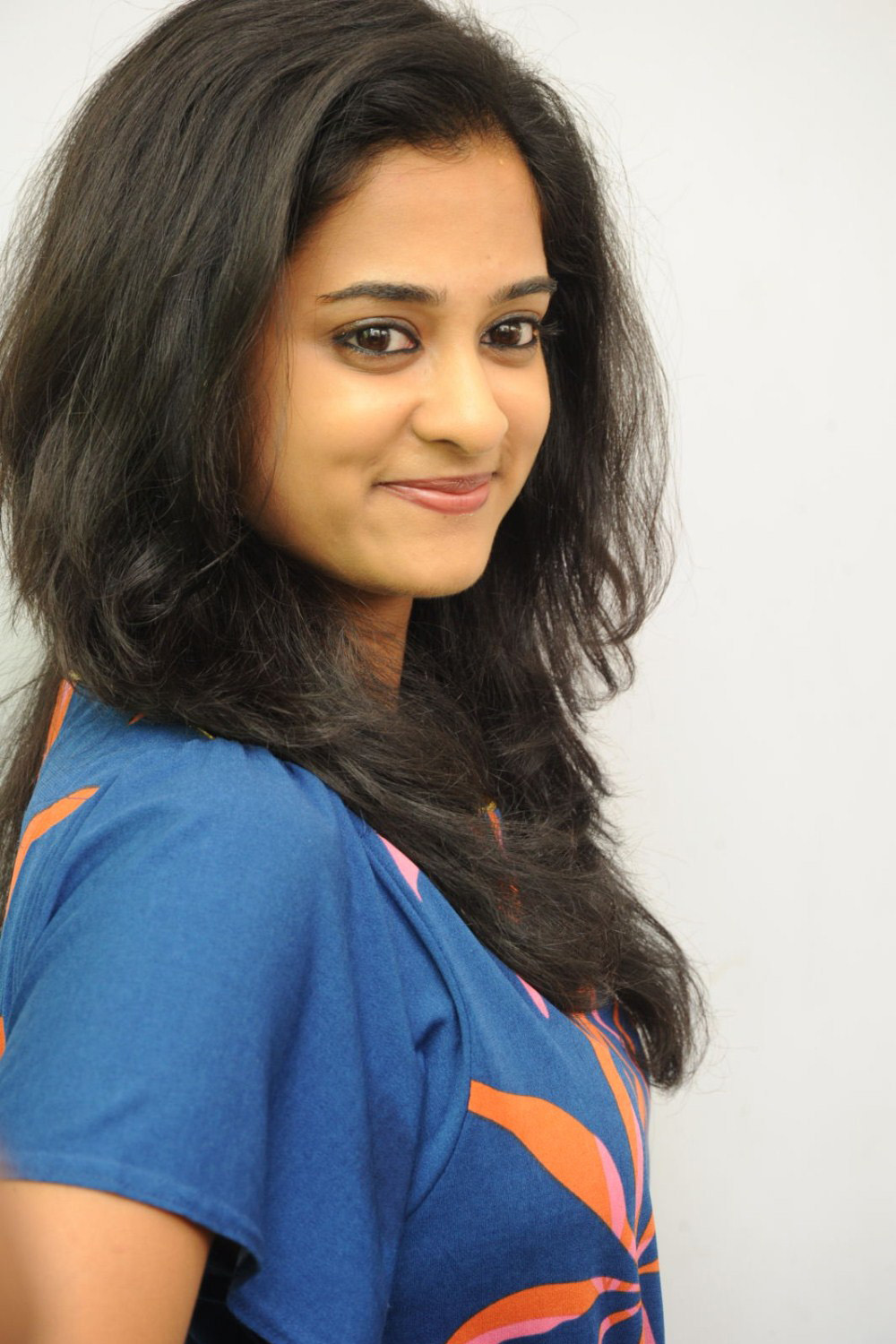 tollywood actress hd wallpapers,hair,hairstyle,photo shoot,eyebrow,chin