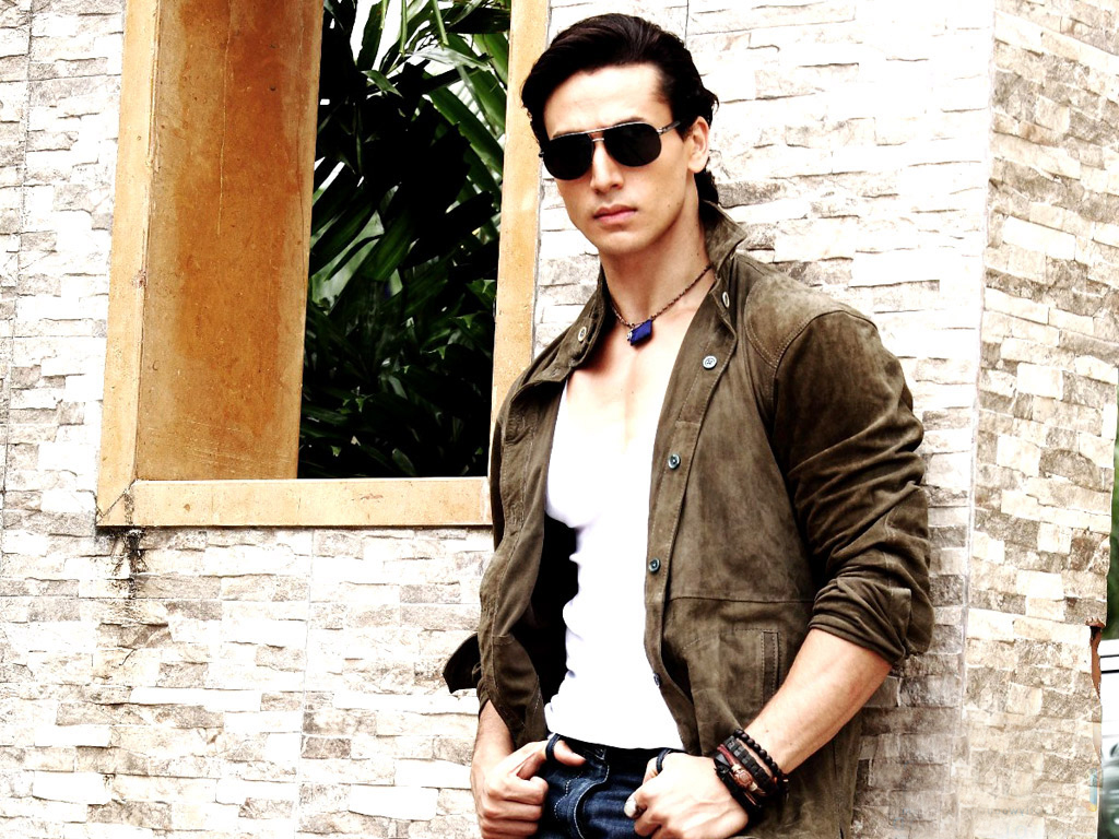 tiger shroff tapete,brillen,kleidung,cool,straßenmode,jacke