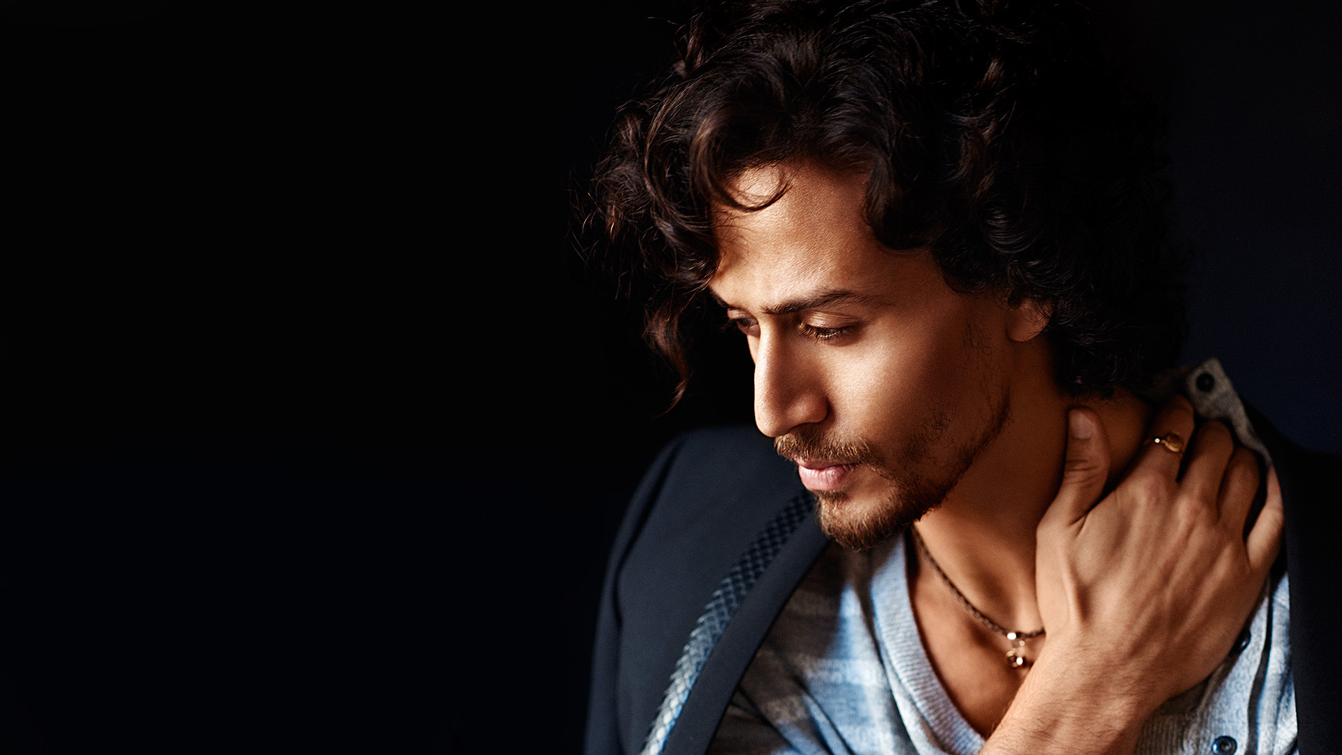 tiger shroff wallpaper,hair,face,hairstyle,beauty,chin