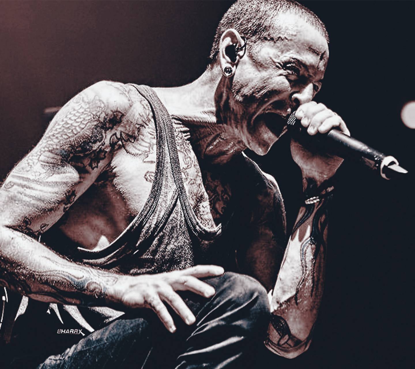 chester bennington wallpaper,music artist,singer,singing,microphone,music