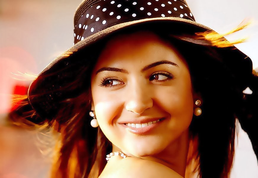 anushka sharma fondo de pantalla hd,cabello,sombrero,belleza,sonrisa,labio