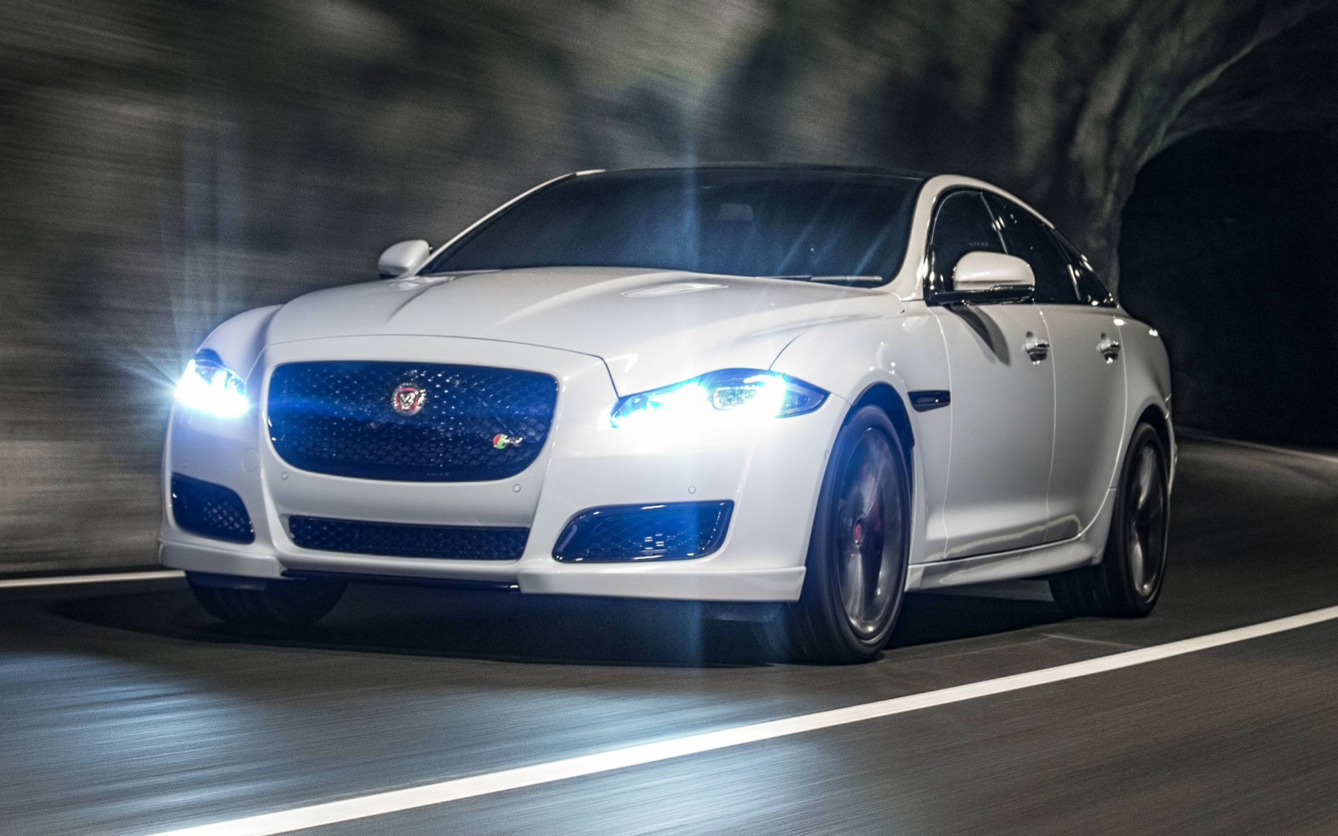 fond d'écran de voiture jaguar,véhicule terrestre,véhicule,véhicule de luxe,voiture,voiture de performance