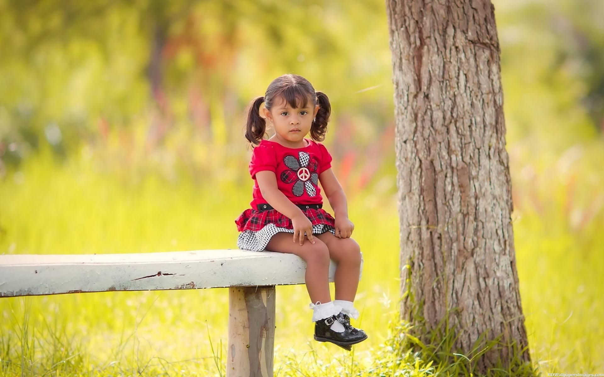 indien mignon bébé fond d'écran hd,photographier,la nature,beauté,enfant,jaune