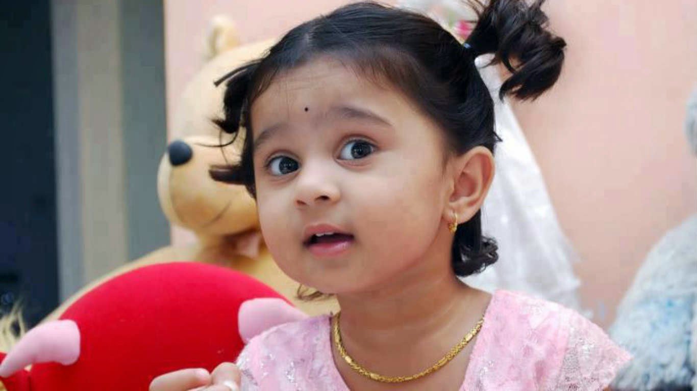 インドのかわいい赤ちゃんのhdの壁紙,子,ヘア,面,幼児,耳