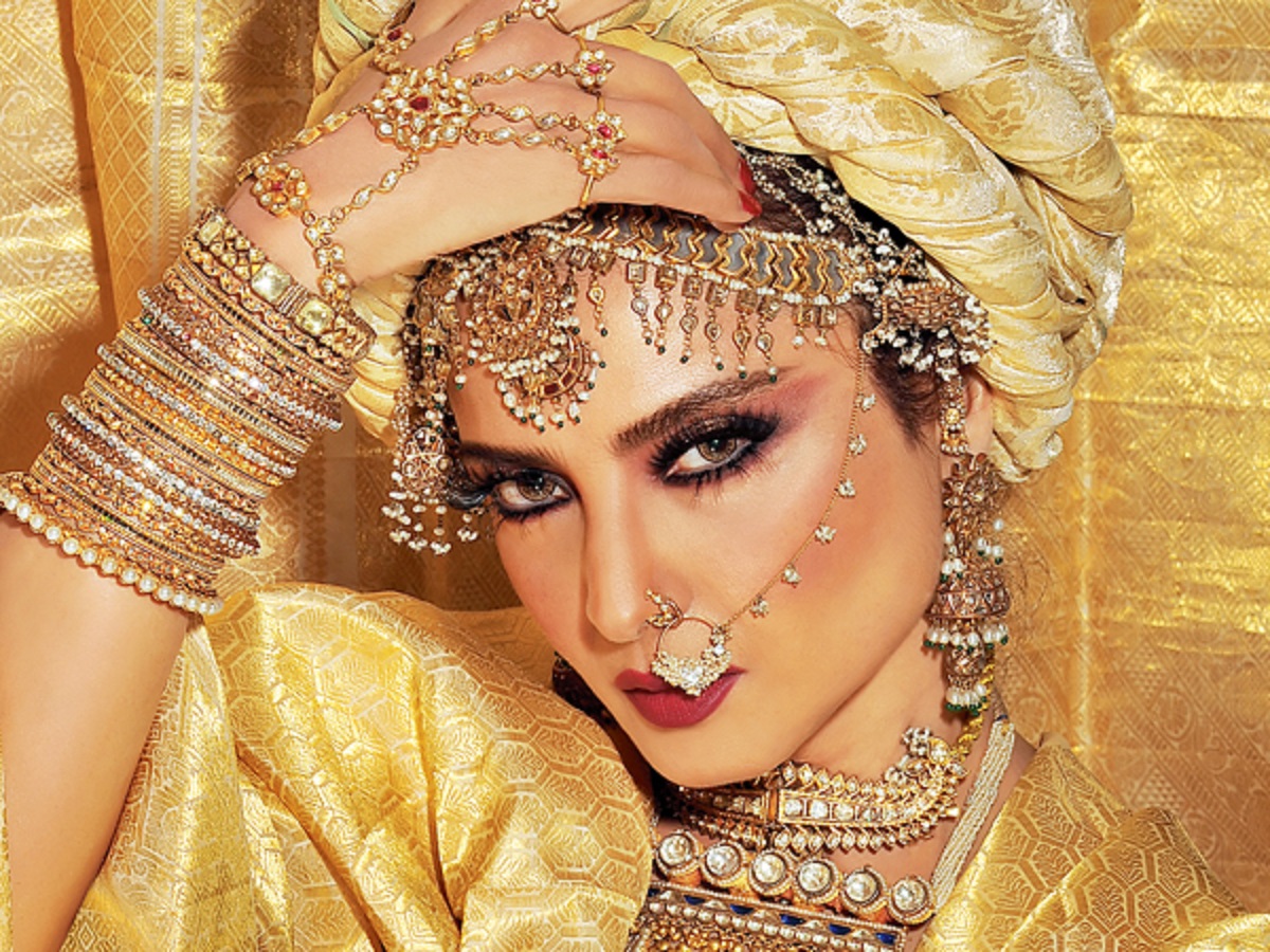 rekha wallpaper,bride,skin,beauty,makeover,jewellery