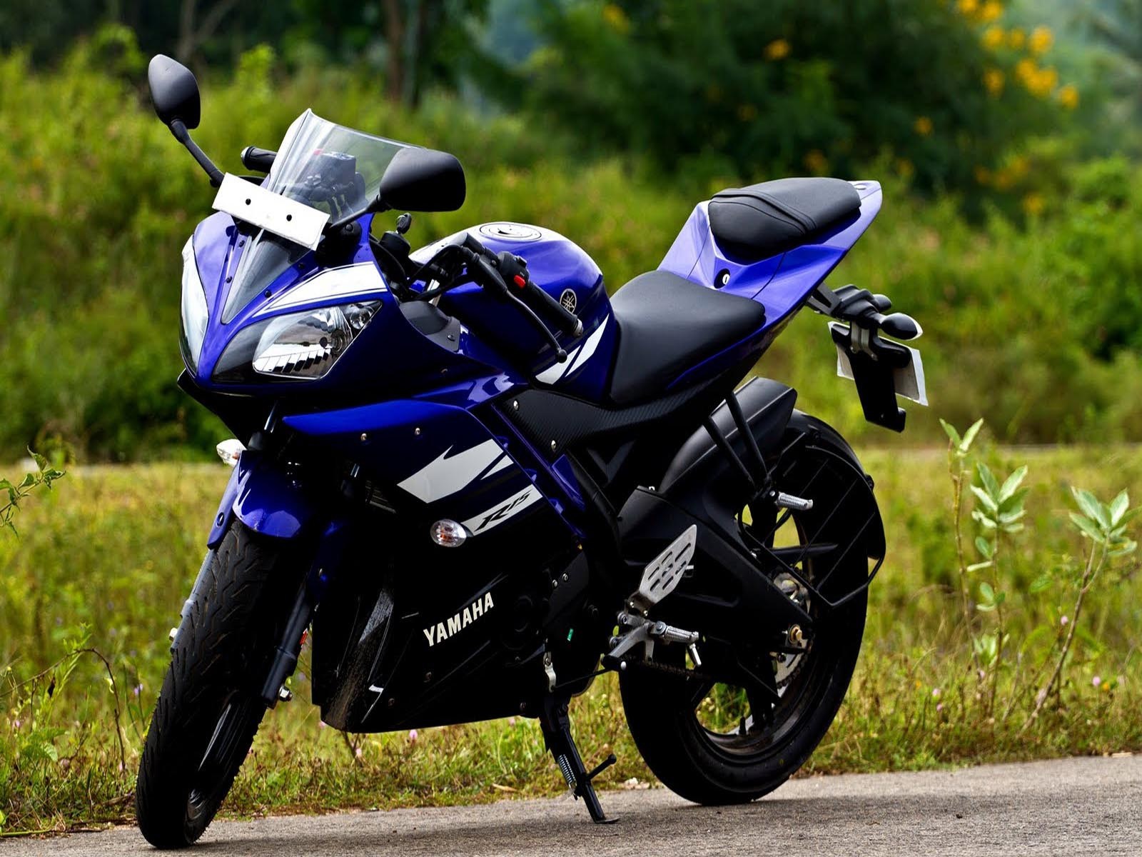 yamaha r15 fond d'écran,véhicule terrestre,véhicule,moto,voiture,faire de la moto