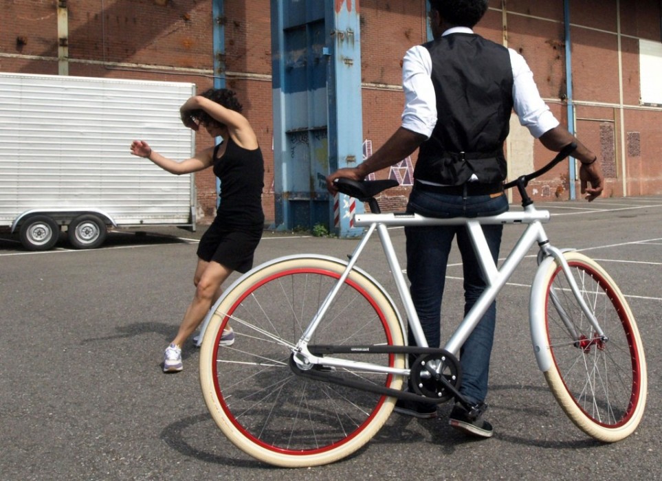 wallpaper วัน พีช,land vehicle,bicycle,bicycle frame,bicycle wheel,vehicle