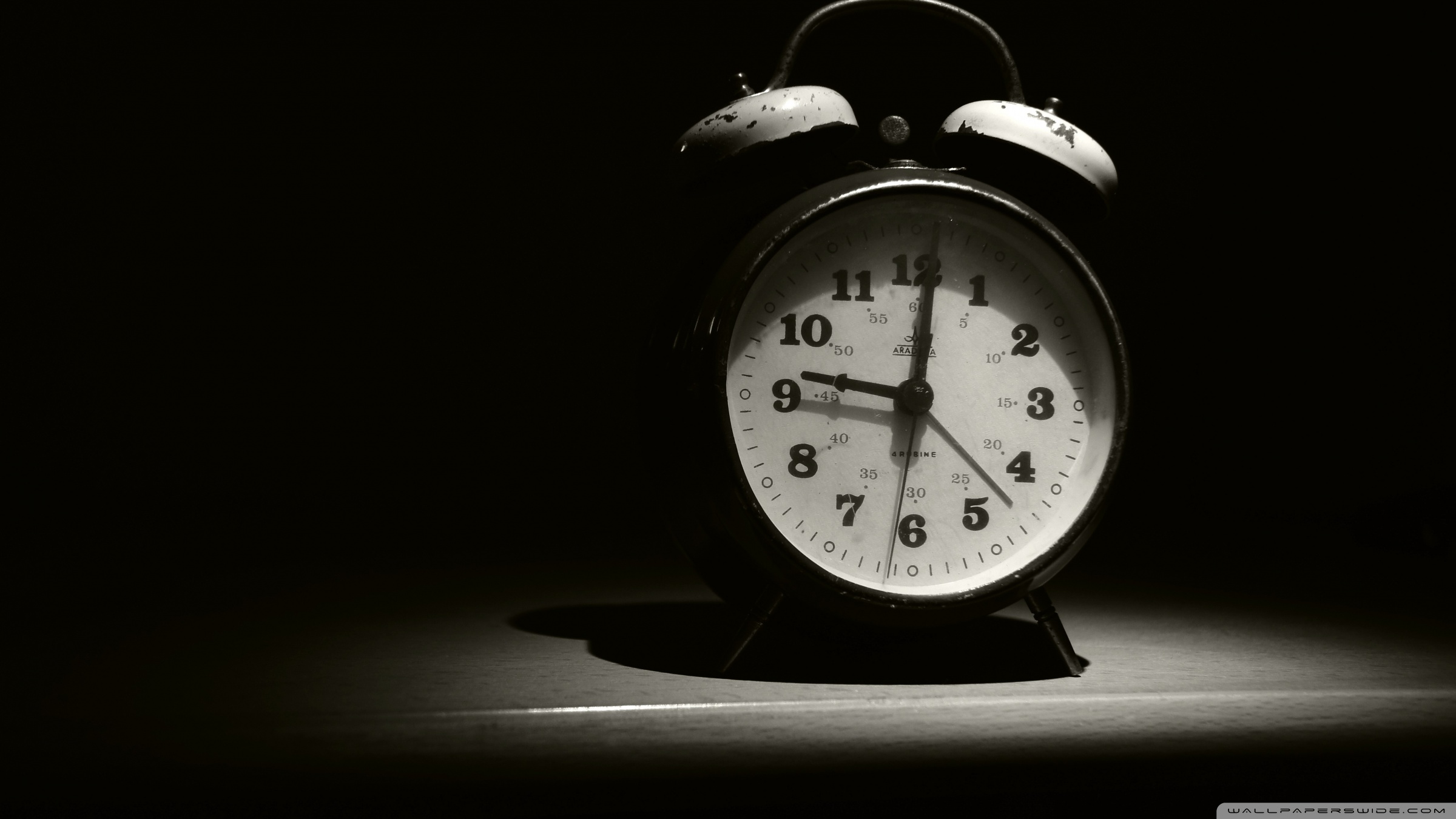 sfondo orologio da corsa per desktop,fotografia di still life,orologio,sveglia,nero,orologio