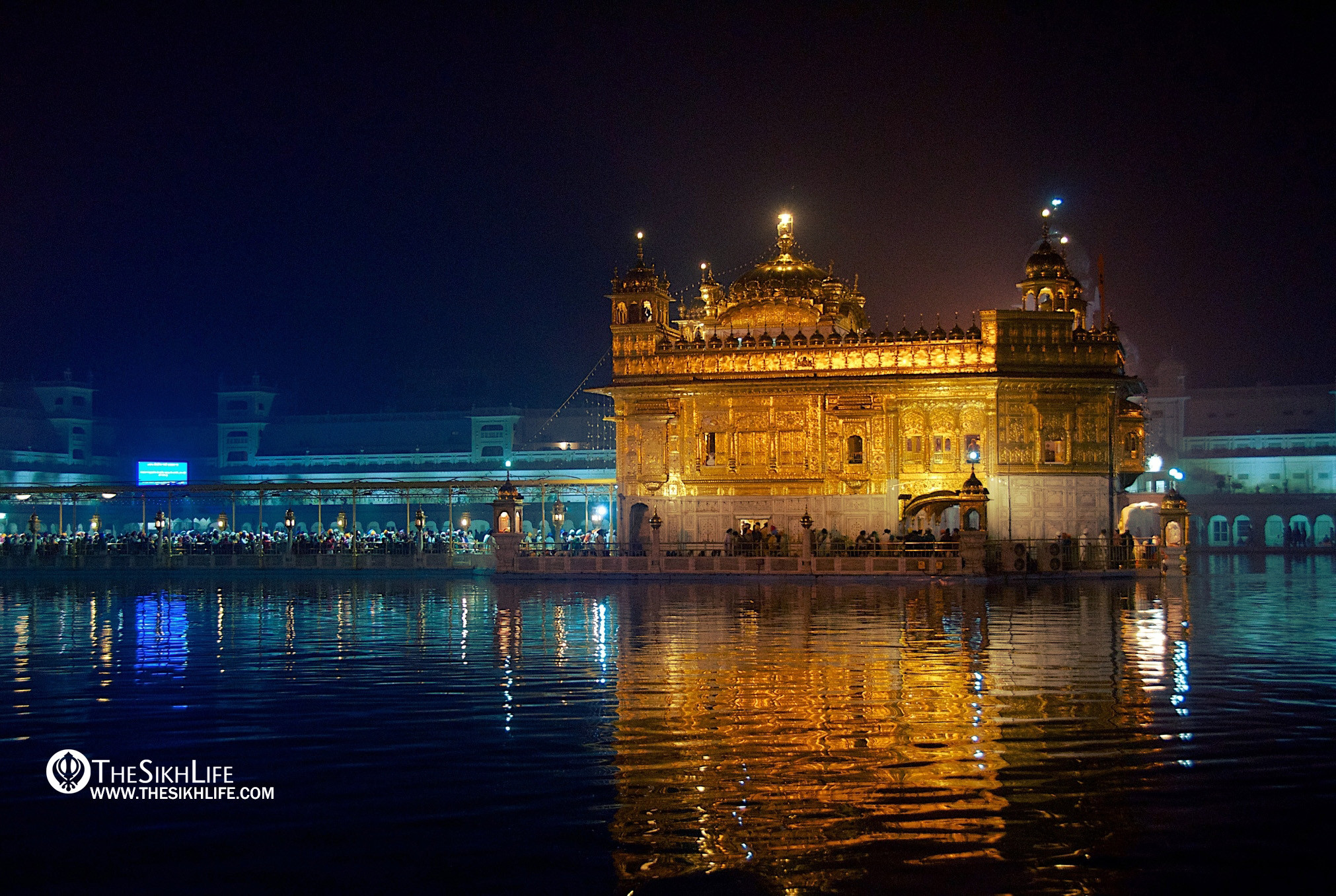 photos sikh fond d'écran hd,nuit,ciel,réflexion,lumière,architecture