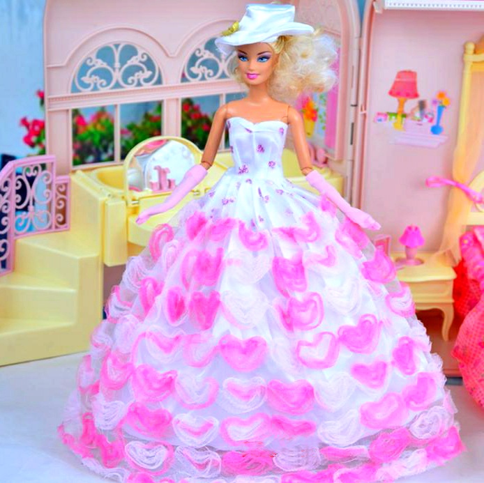 gambar wallpaper barbie,doll,gown,dress,barbie,pink