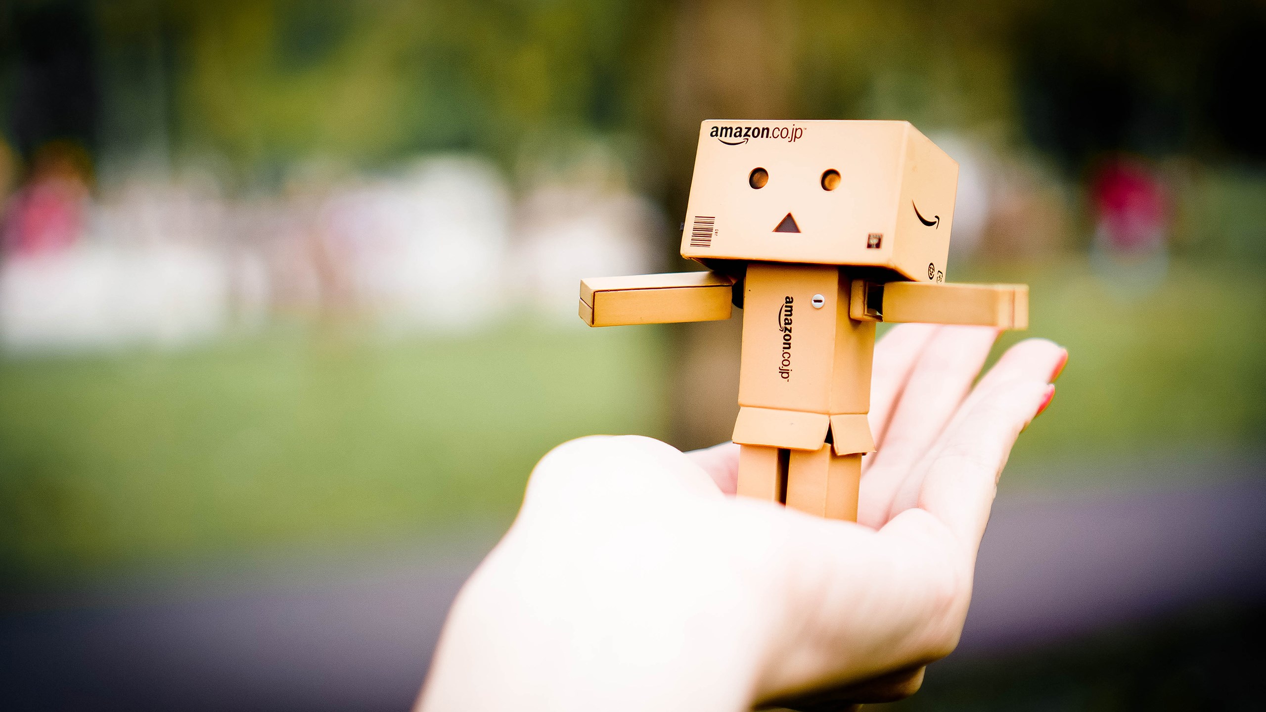 fondo de pantalla danbo,mano,sonrisa,fotografía,tecnología,amor