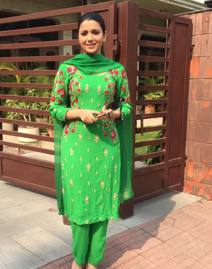 latest punjabi wallpaper,green,clothing,textile,formal wear,sari
