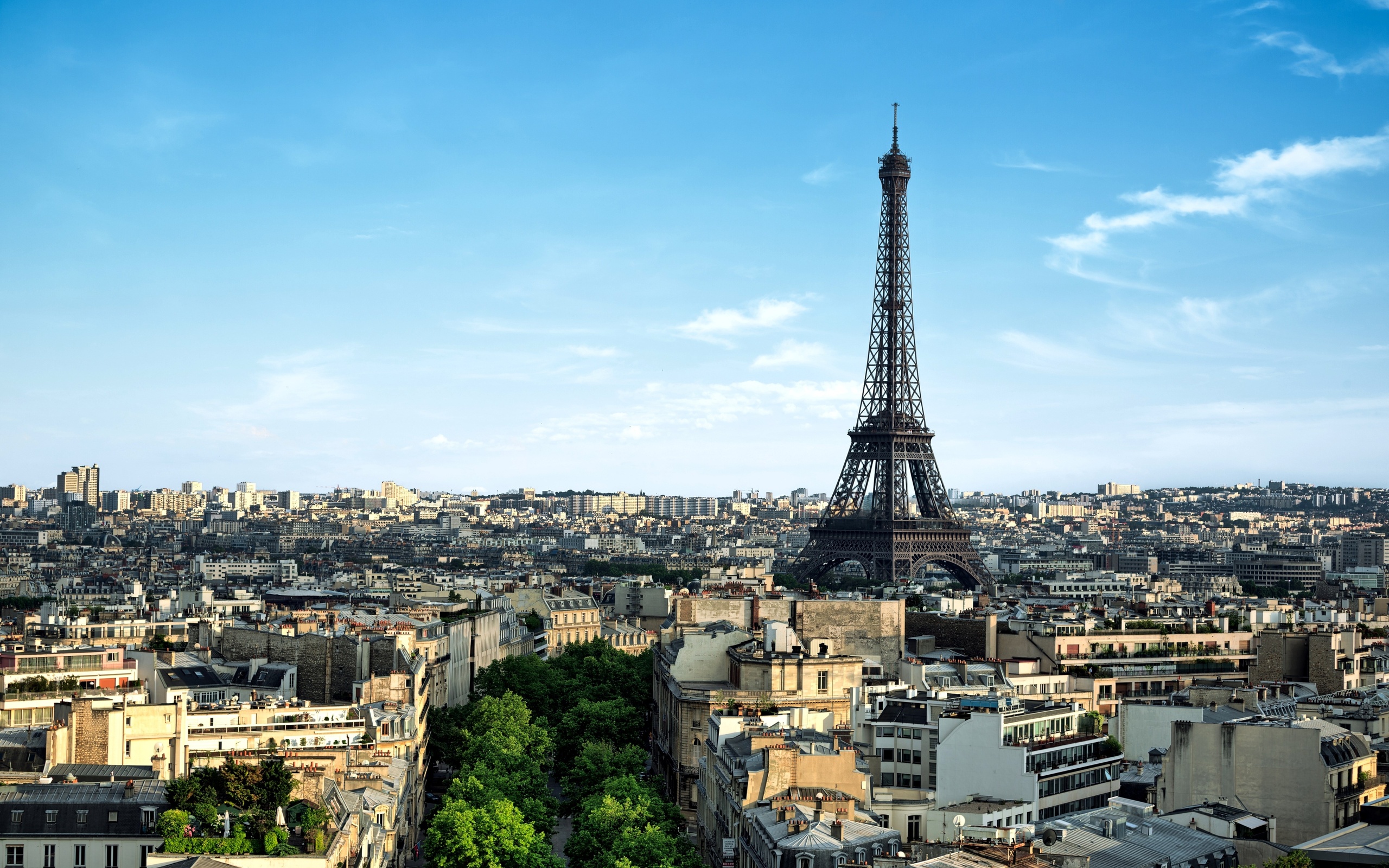 download wallpaper paris,metropolitan area,landmark,city,cityscape,urban area