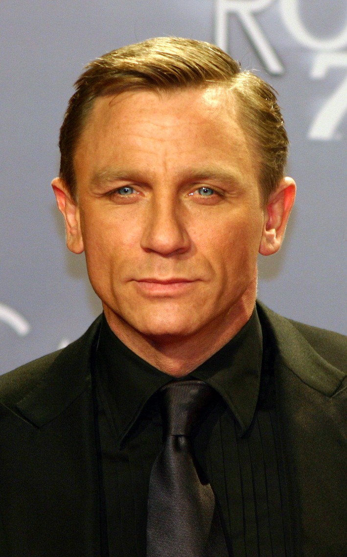 daniel craig fonds d'écran hd,cheveux,front,sourcil,coiffure,officiel