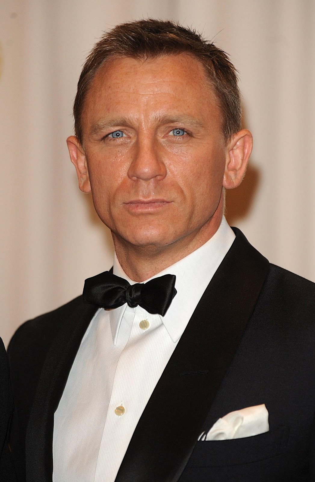 daniel craig sfondi hd,completo da uomo,smoking,vestito formale,fronte,impiegato