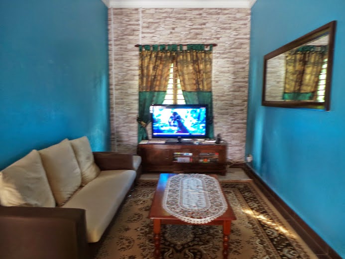 wallpaper gm klang,room,interior design,living room,furniture,property