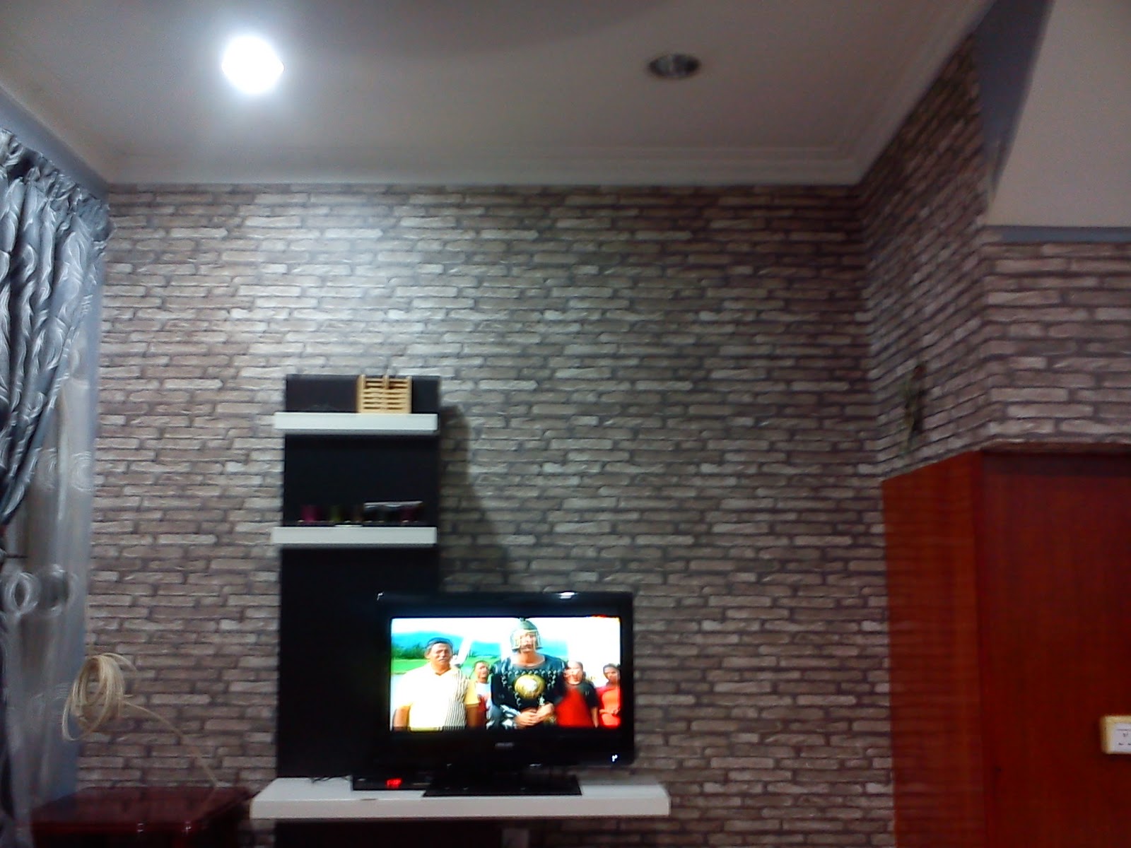 harga wallpaper dinding rumah di malaysia,brick,wall,room,living room,property