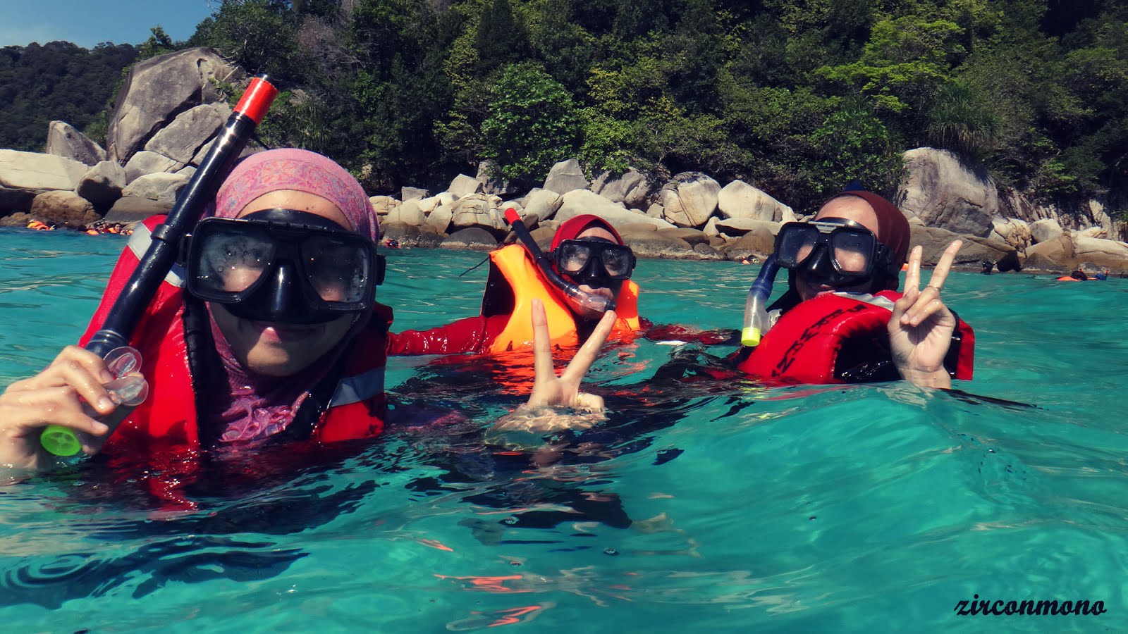 korea wallpaper melaka,snorkeling,outdoor recreation,recreation,lifejacket,swimming