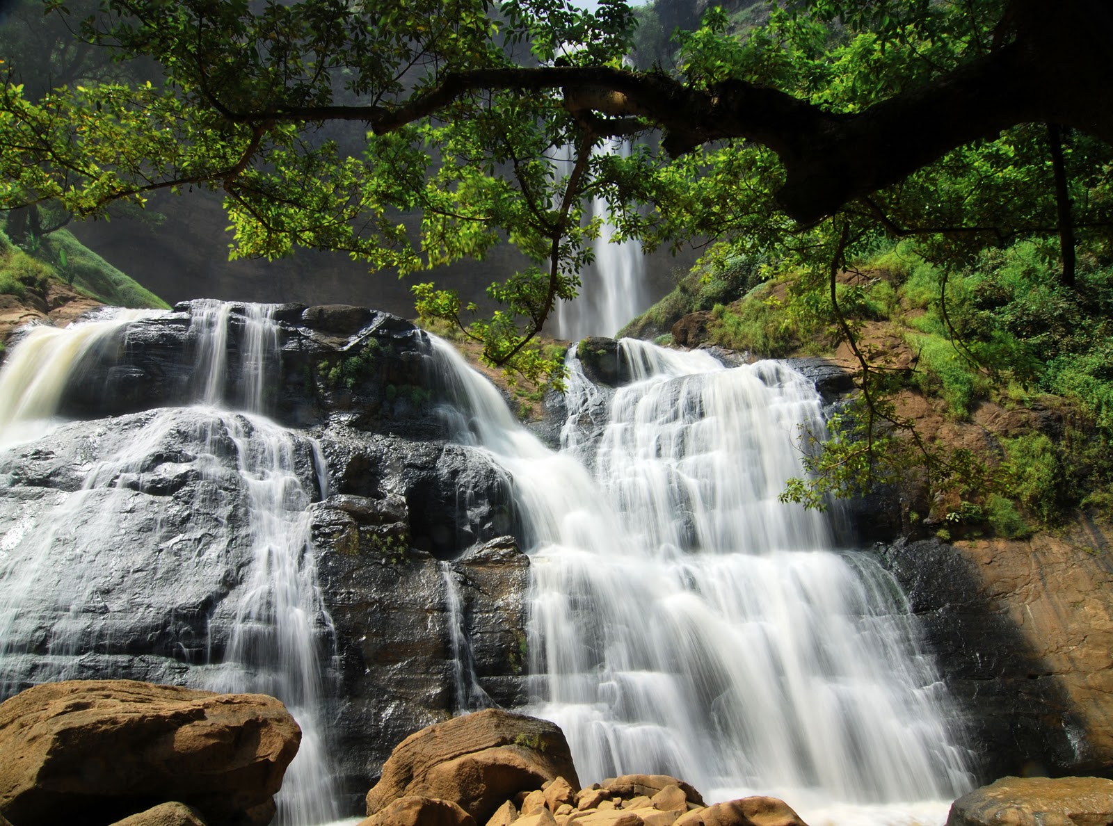 gambar gambar untuk wallpaper,waterfall,water resources,body of water,natural landscape,nature