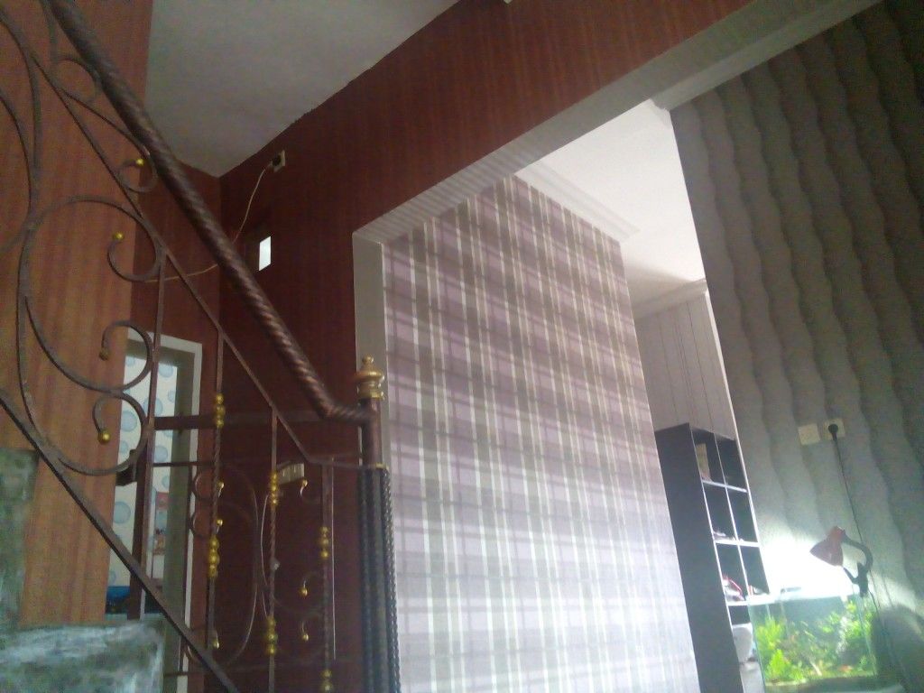 harga wallpaper dinding hello kitty per meter,property,wall,room,ceiling,architecture