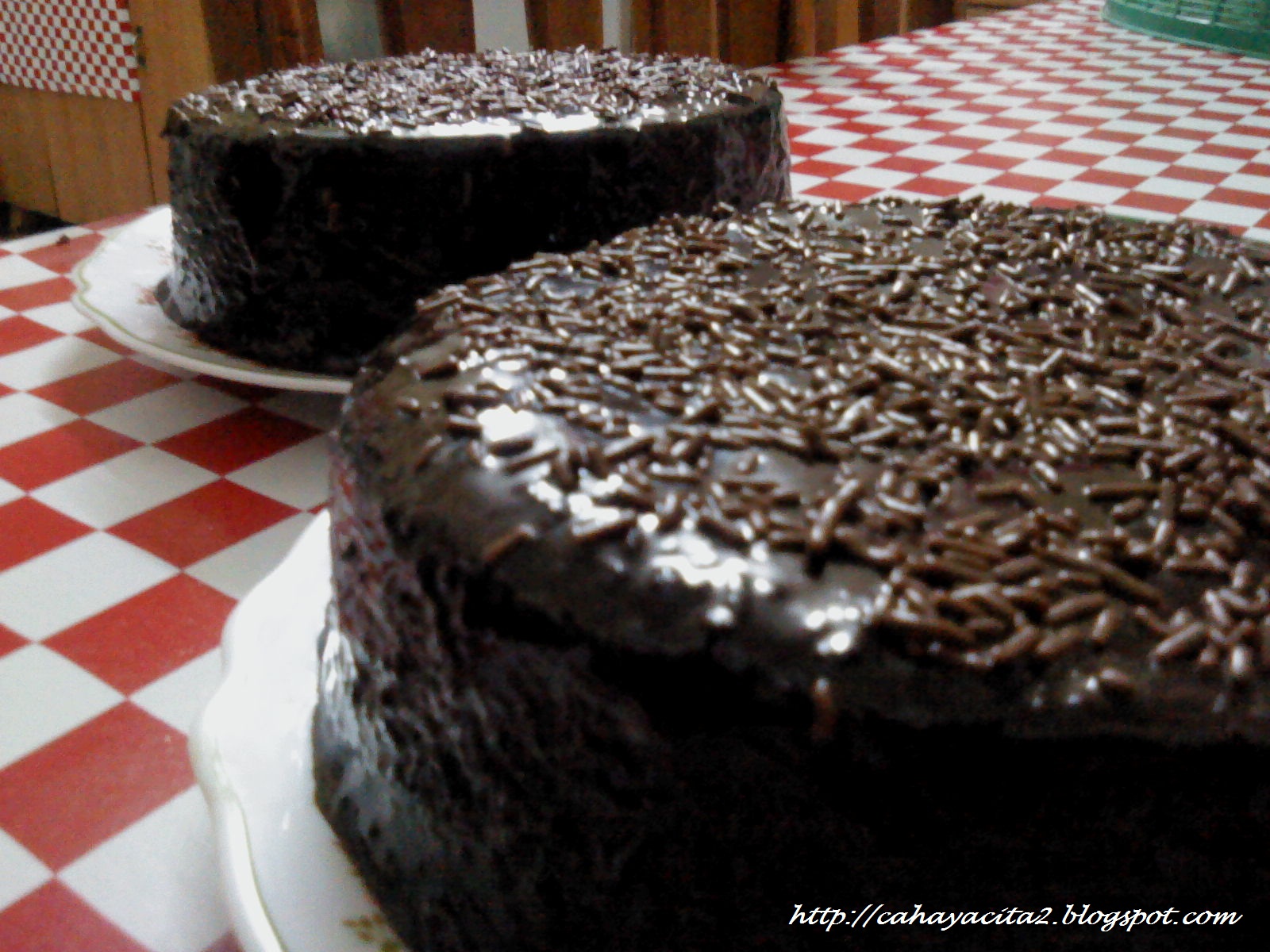 wallpaper coklat,food,cake,chocolate cake,cuisine,dessert