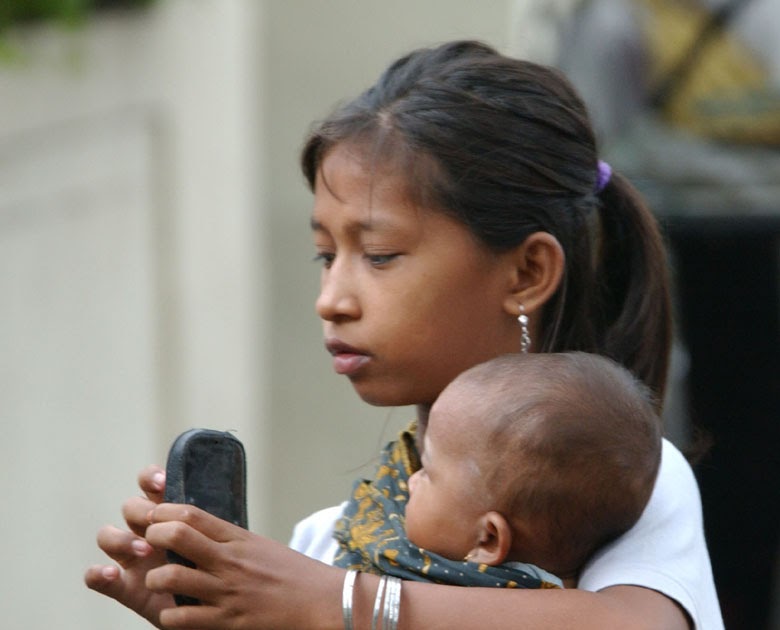 papier peint anak jalanan,enfant,bébé,bambin,oreille